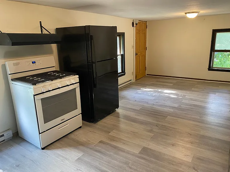 1714 Pardee St — Photo 8