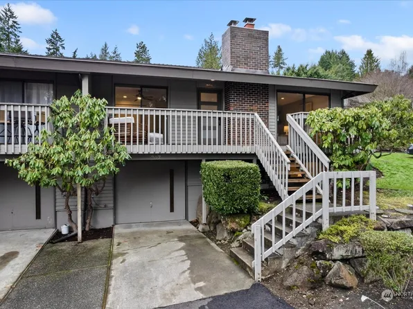 207 169th Avenue NE, Bellevue, WA 98008