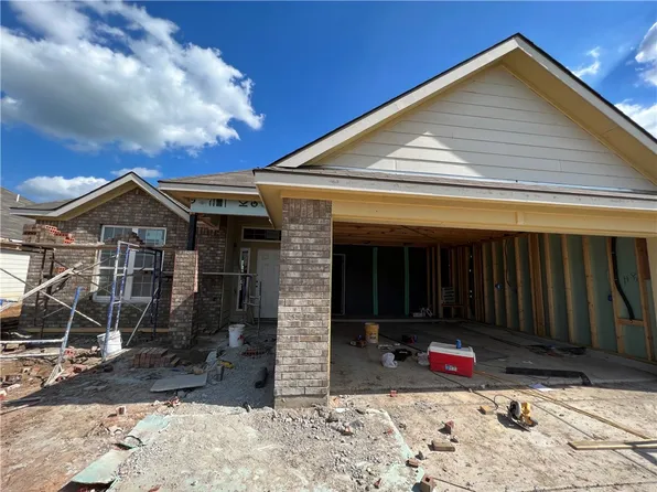 4033 Centerfire Rd, Waco, TX 76705