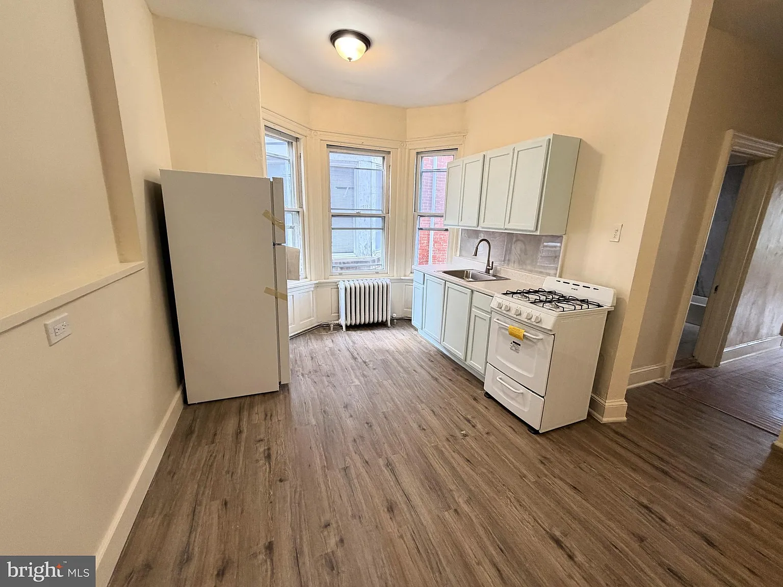 2 bed, 2640 sqft, $1,700 — Photo 2