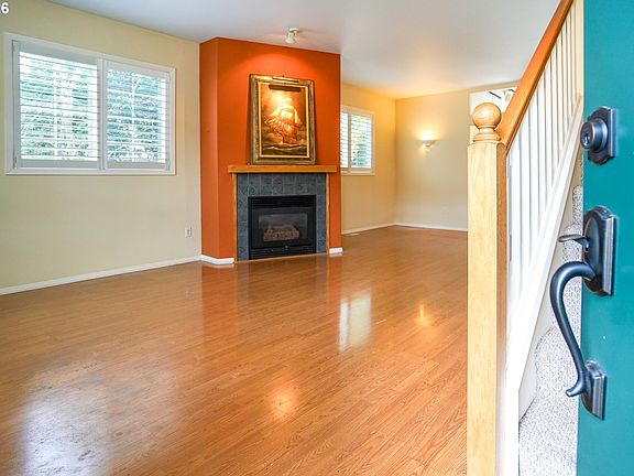 5th image of 9348 SW Sutton Pl