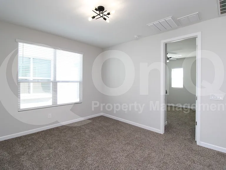 2042 E Dry Wood Rd — Photo 12