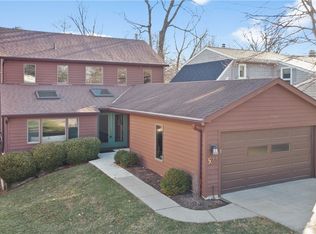 525 Cahoon Rd, Bay Village, OH 44140