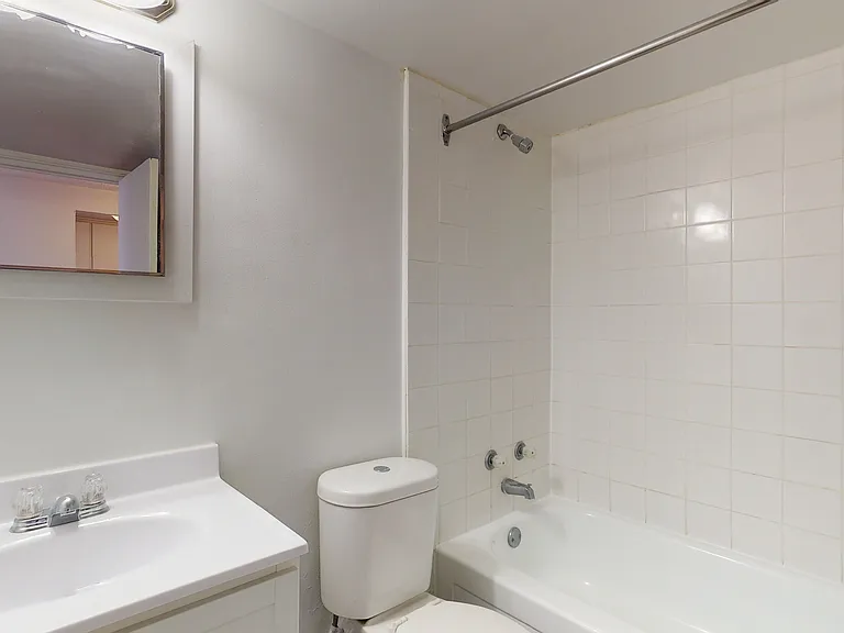 335 Maclaren St — Photo 29