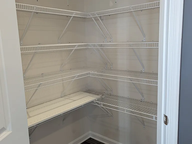 corner pantry