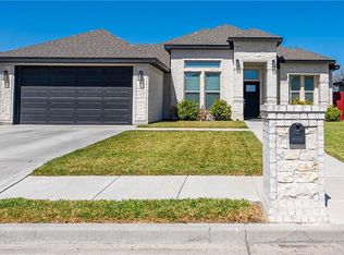520 Country Club Dr, Alamo, TX 78516