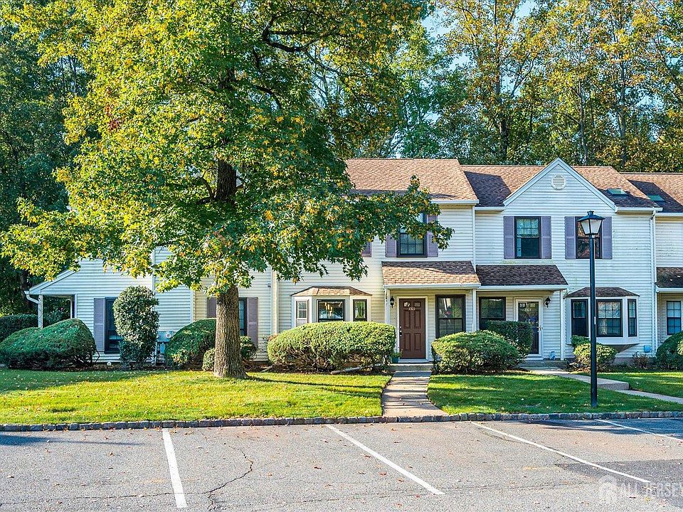 1st image of 3302 Stonehedge Rd