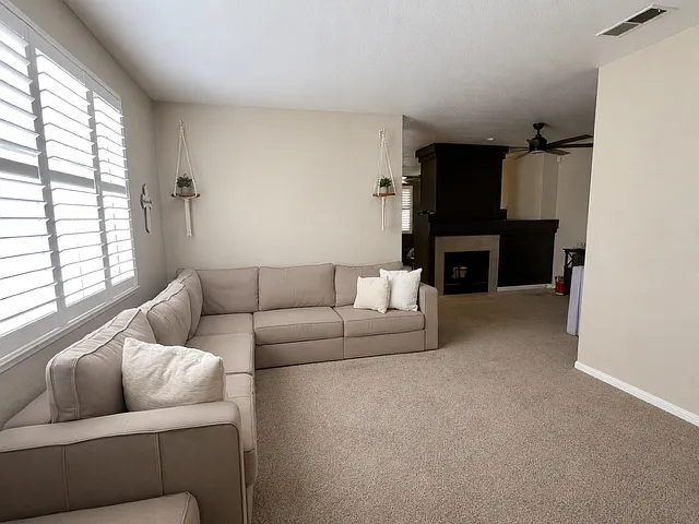 8866 Mandalay Way — Photo 2