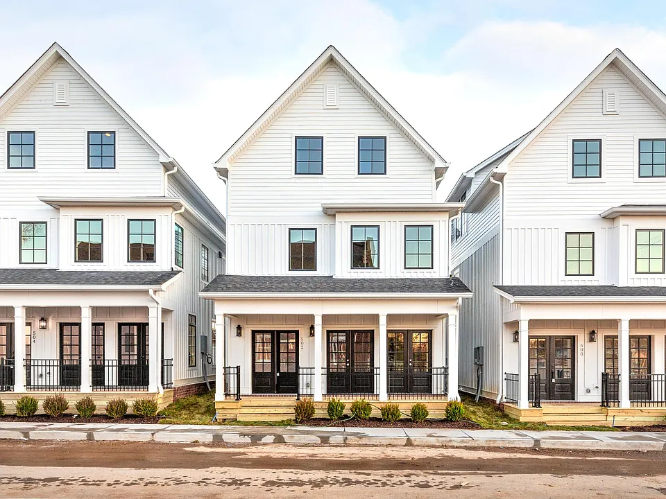 1716 Greenwood Ave #502