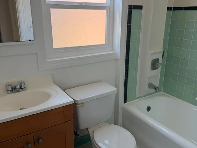 3220 Fruitvale Ave — Photo 10