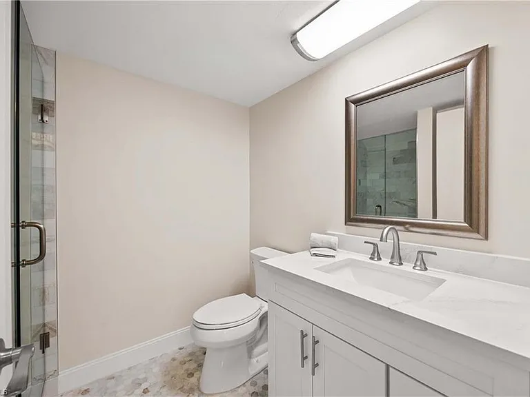 375 8th Ave S #D — Photo 27