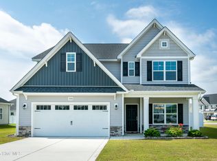 3206 Dandelion Dr, Grimesland, NC 27837
