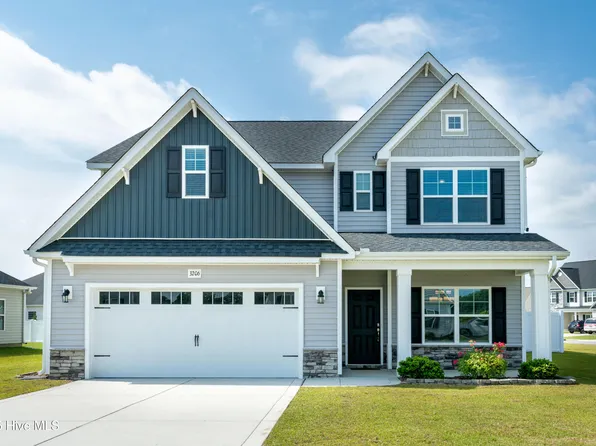 3206 Dandelion Drive, Grimesland, NC 27837