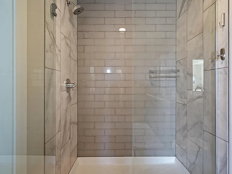 61570 SW Blakely Rd — Photo 32