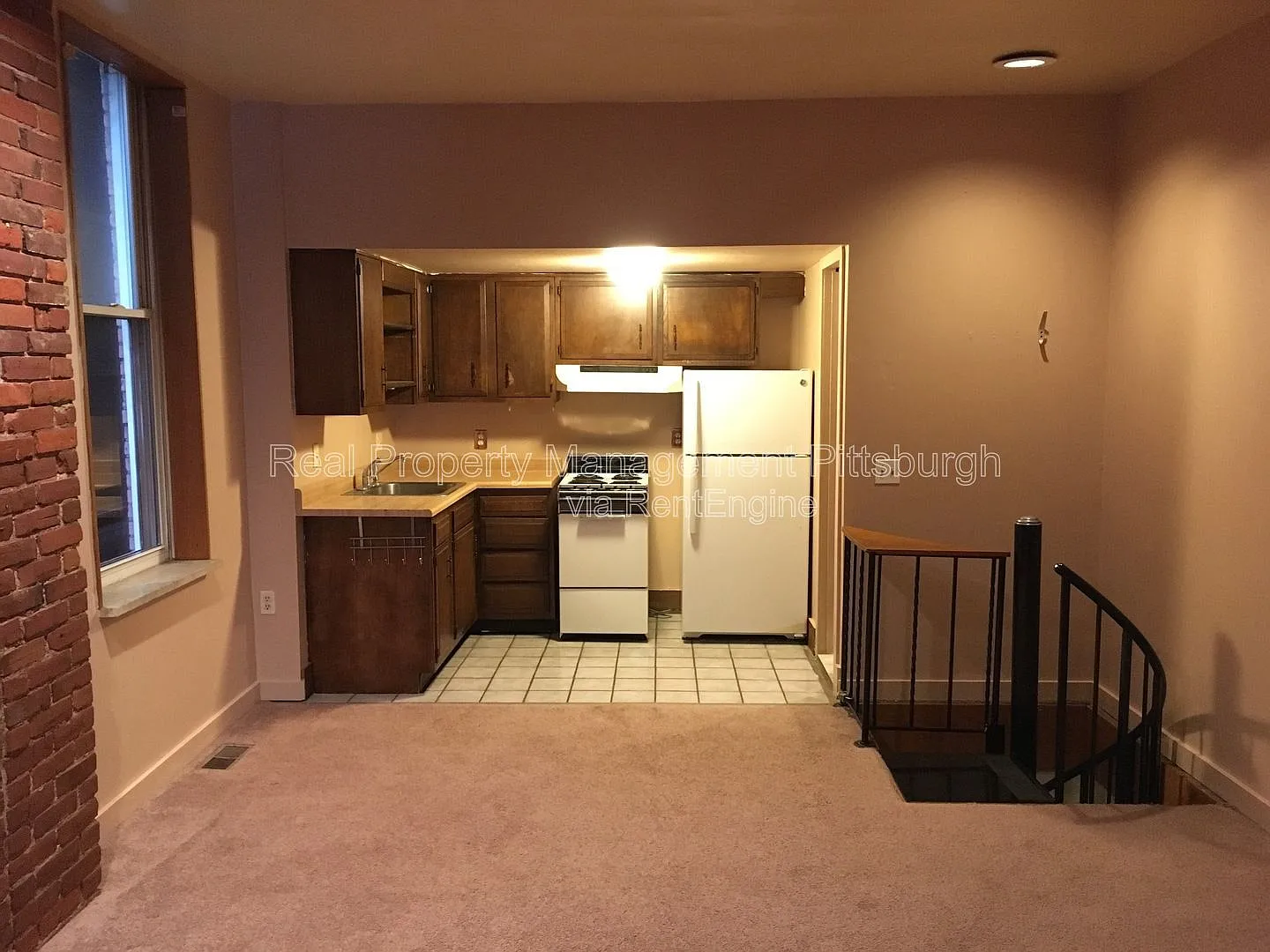 2 bed, 1.5 bath, 1100 sqft, $1,525 — Photo 2