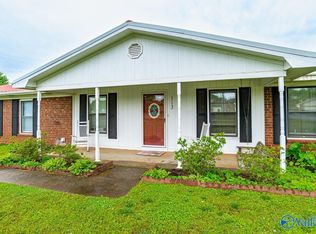 113 Harwell Ln, Meridianville, AL 35759