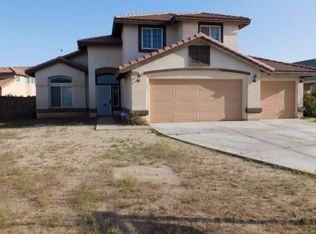 11413 La Paz Ct, Adelanto, CA 92301