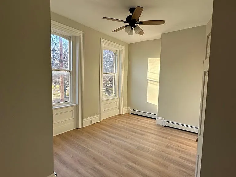 1st bedroom