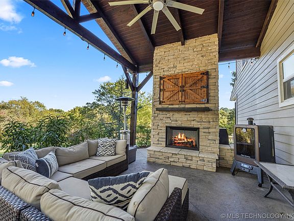 4th image of 4231 Hillside Dr