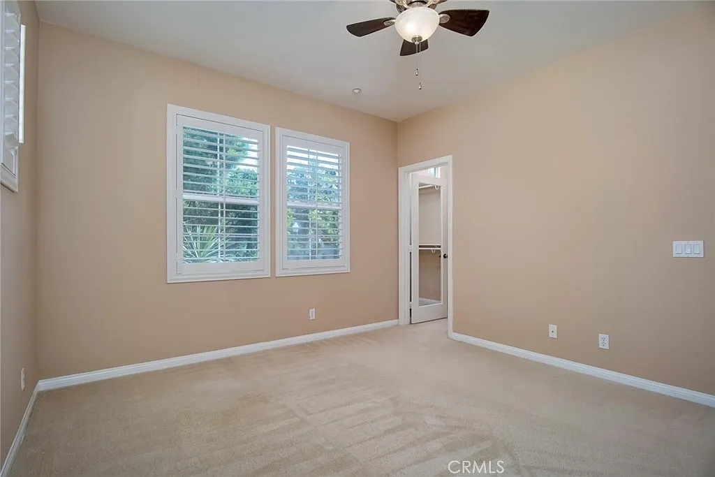 3 bed, 2.5 bath, 1416 sqft, $4,200 — Photo 4