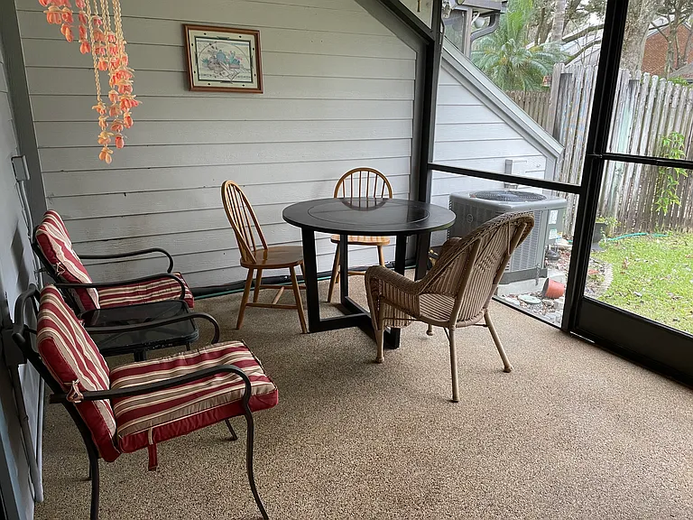 5201 Oak Charter Ct — Photo 18