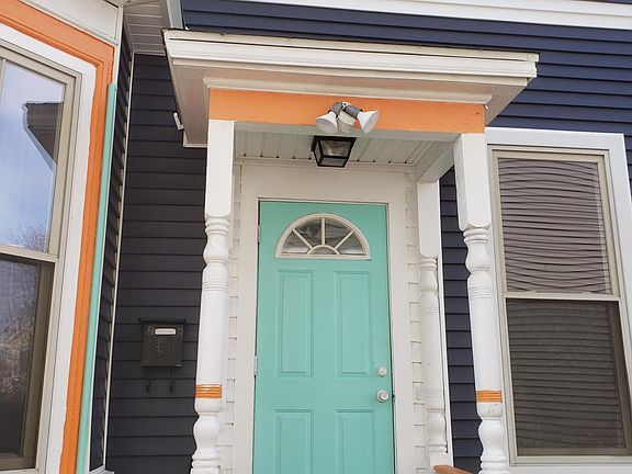 3rd image of 87 Bristol St