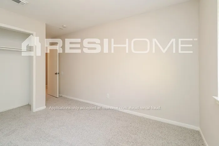 7866 Sawmill Trl — Photo 17