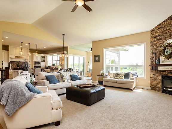 3rd image of 16008 N Valley Dr