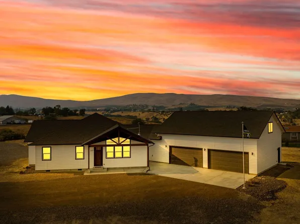 12907 Douglas Rd, Yakima, WA 98908