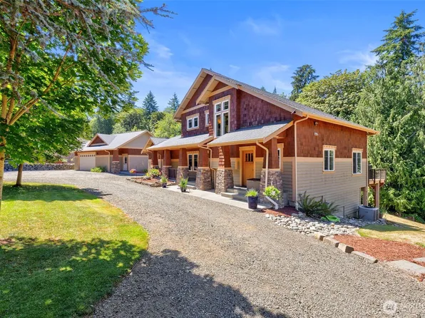 1956 NE Trail Way, Poulsbo, WA 98370