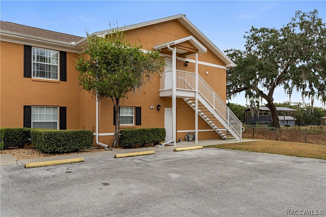 4450 E Windmill Dr APT 105