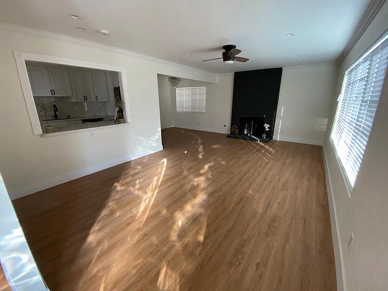 2937 W Carson St — Photo 16