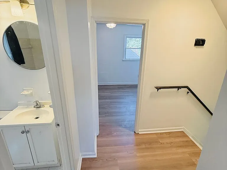184 Mills Dr — Photo 16