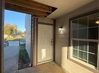 2000 Kazmeier Plz #11, Bryan, TX 77802