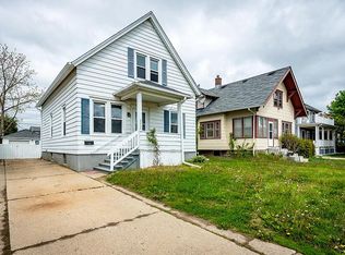 3834 Sheridan Rd, Kenosha, WI 53140