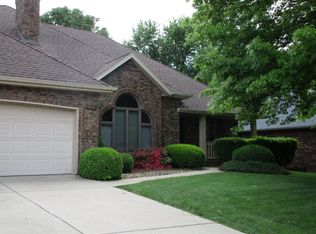 1152 W Cardinal St, Springfield, MO 65810