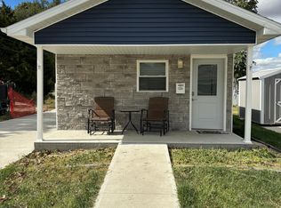 1021 N 6th St, Quincy, IL 62301