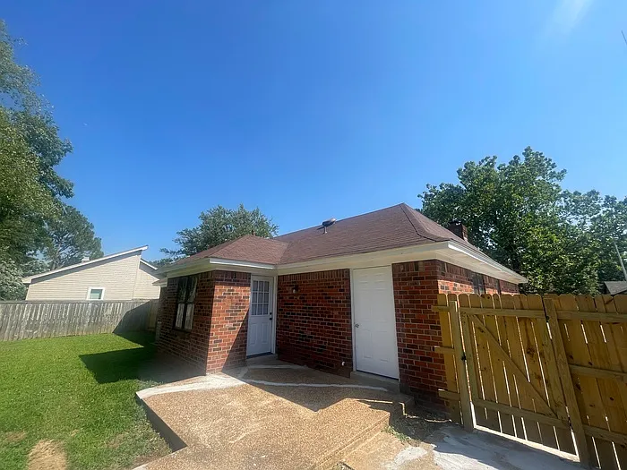 7028 Rose Trail Dr — Photo 22