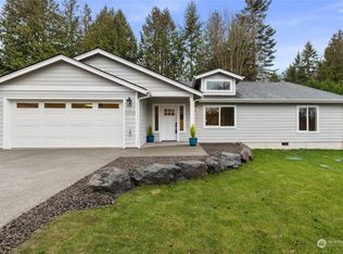 37110 Bay St NE, Hansville, WA 98340