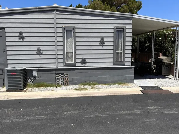 48303 20th St W Spc 18, Lancaster, CA 93534