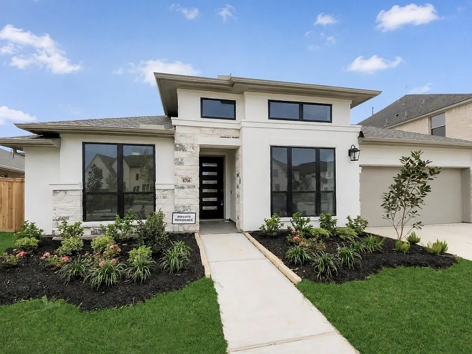 8706 Incandesce Rise Dr