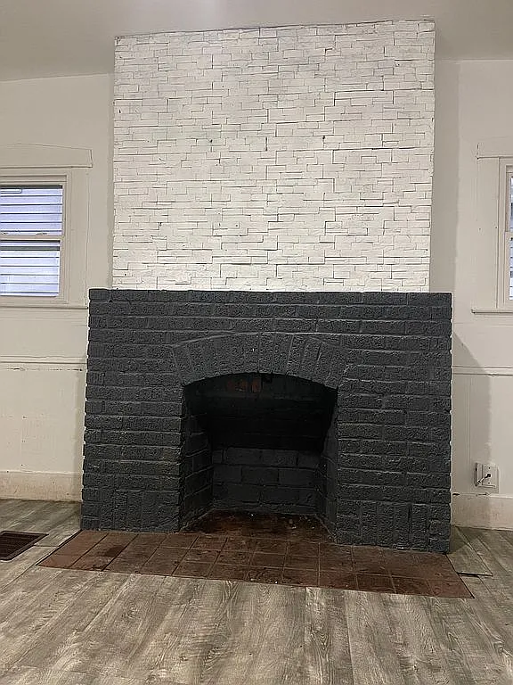 134 N 43rd St photo 1