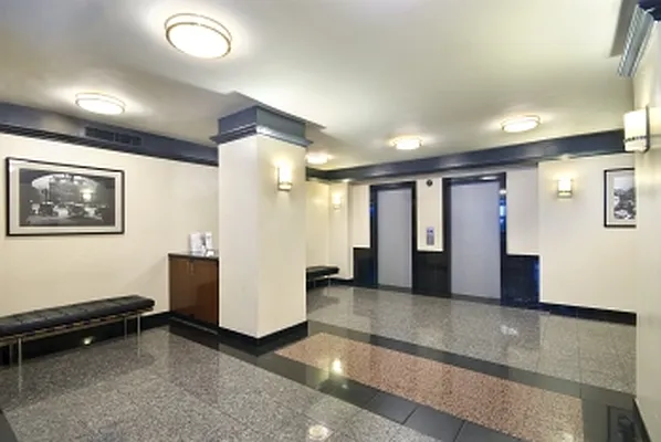 Rented by MNS | media 18