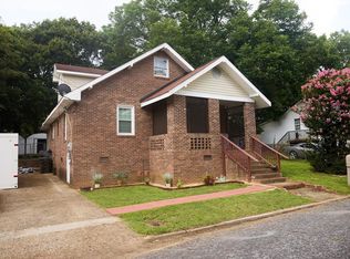 406 S 2nd St, Easley, SC 29640