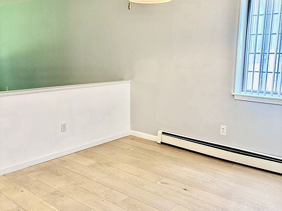 4th image of 559 Swanson Crescent #559