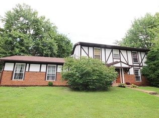 100 Urban Way Dr, Swansea, IL