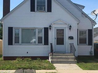 55 Farm St, Providence, RI 02908