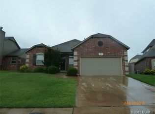 917 W Fargo St, Broken Arrow, OK 74012