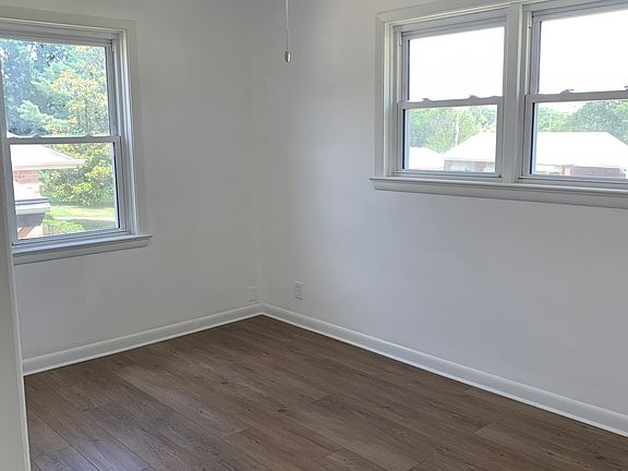 5th image of 9932 Slevin Ln