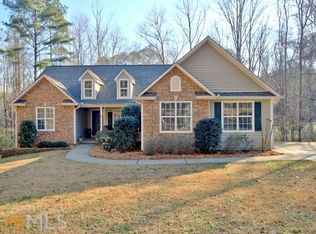 1050 Minnie Sewell Rd, Grantville, GA 30220